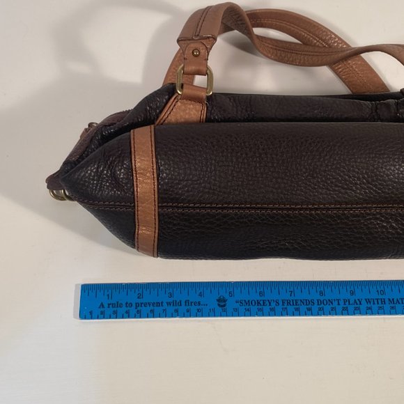 Cole Haan Pebbled Brown Leather Baguette Style Shoulder Bag - Picture 11 of 11